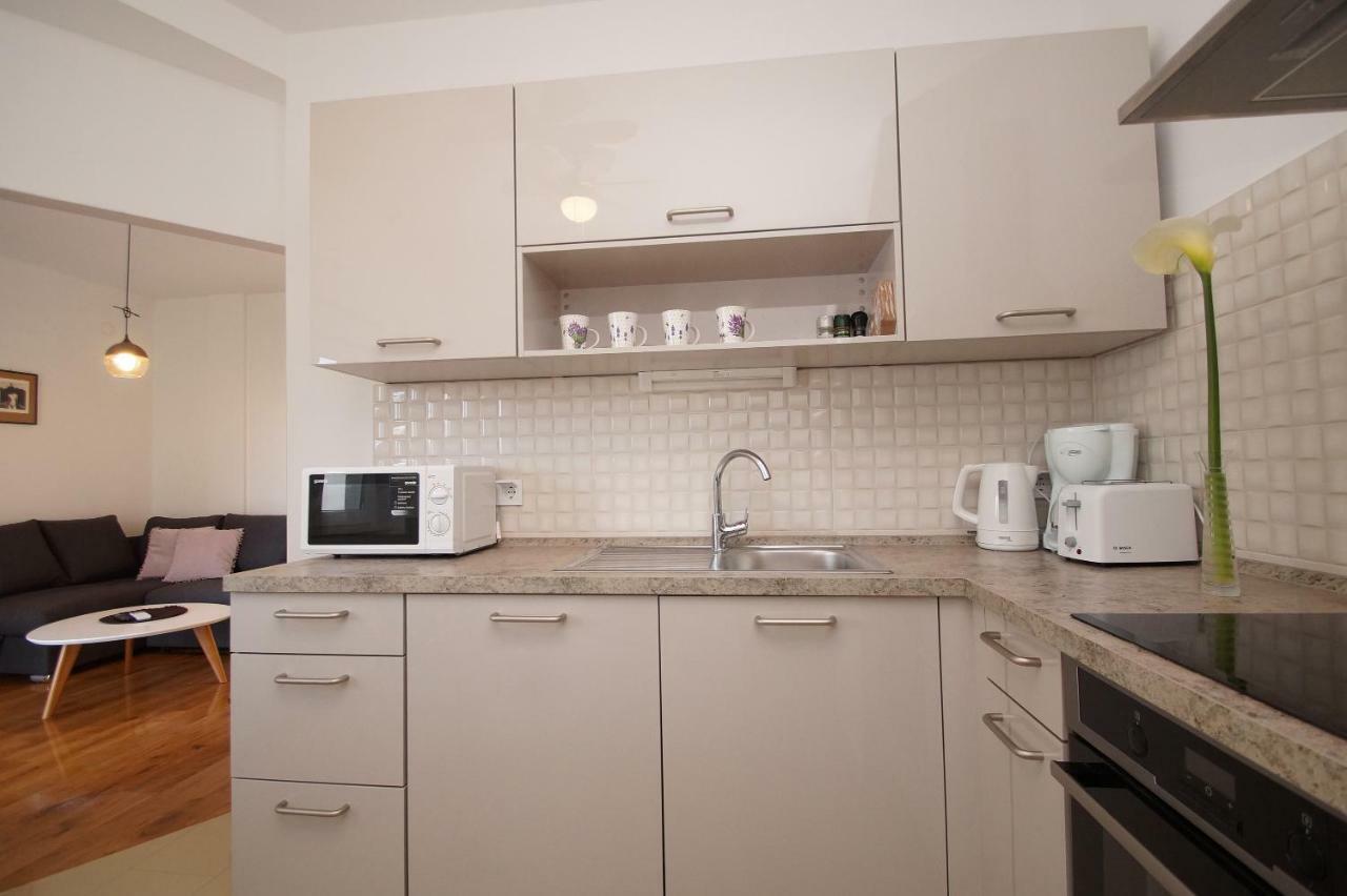 Apartments Mirna Đảo Korčula Ngoại thất bức ảnh