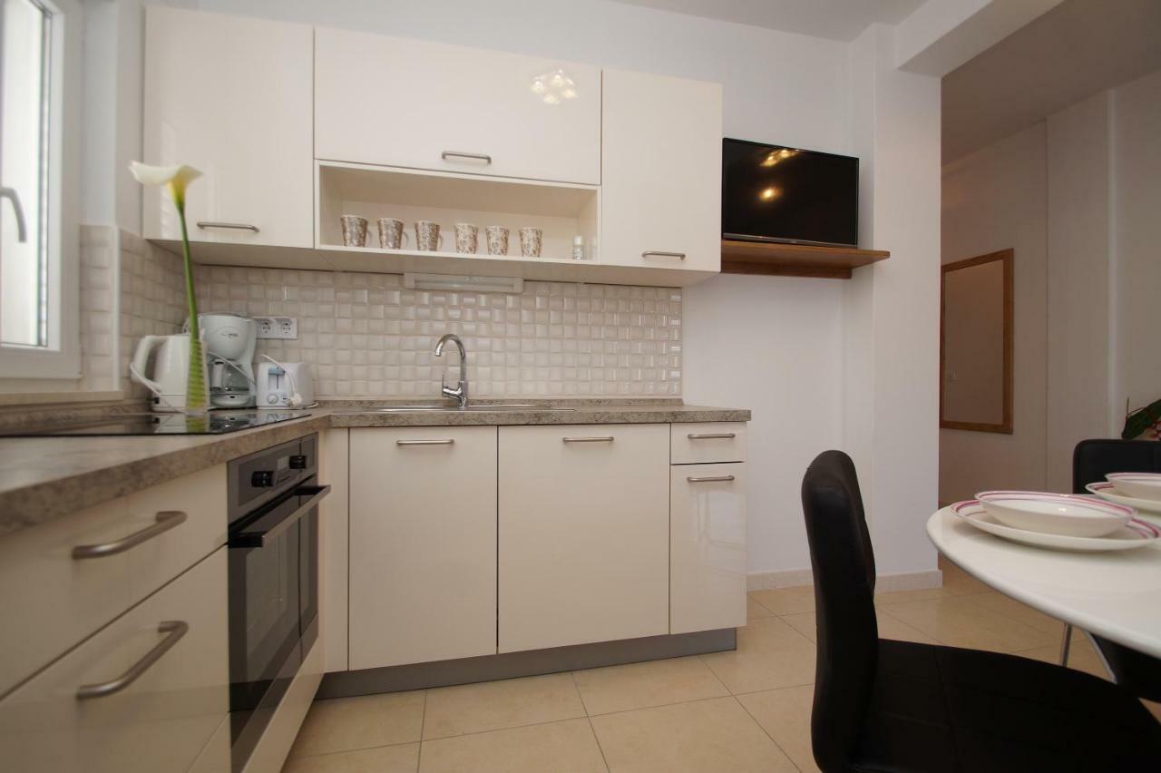Apartments Mirna Đảo Korčula Ngoại thất bức ảnh