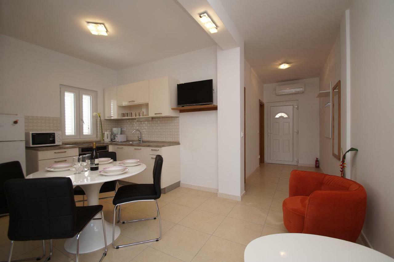 Apartments Mirna Đảo Korčula Ngoại thất bức ảnh